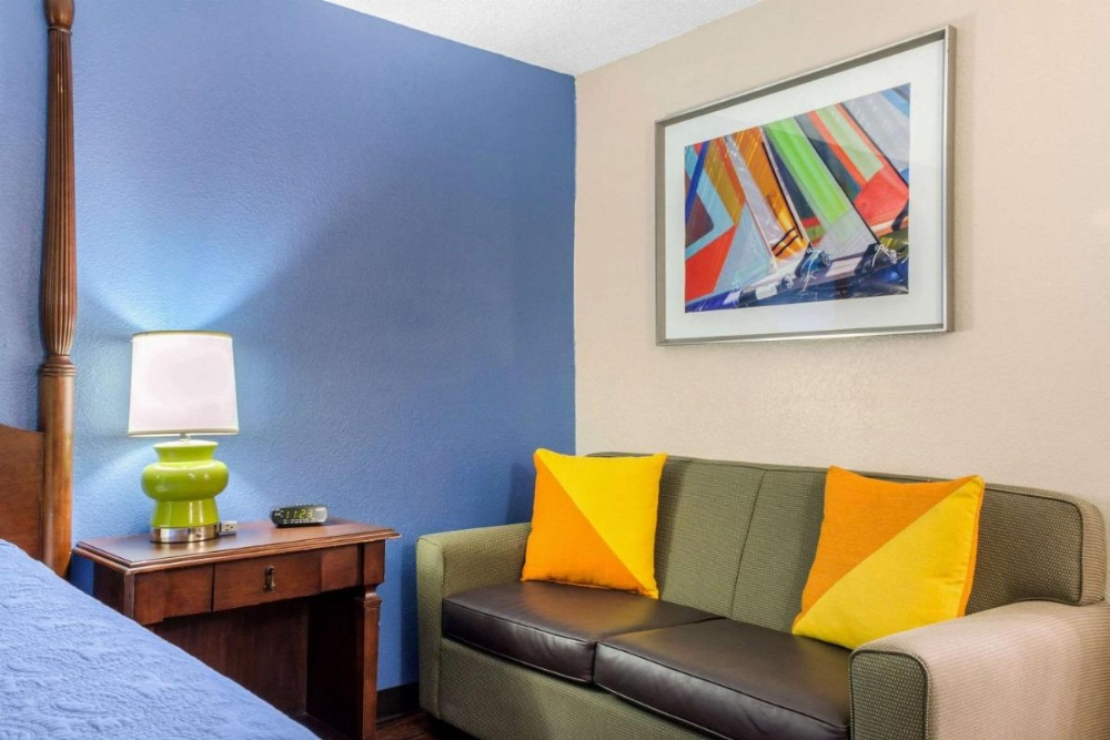 Room image 2