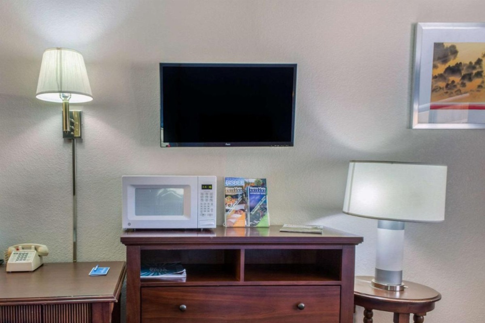 King Room - Accessible/Non-Smoking